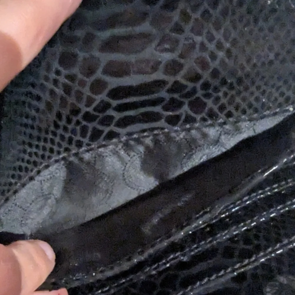 Michael Kors Snake-Embossed Crossbody Bag With Built-in Card Slots